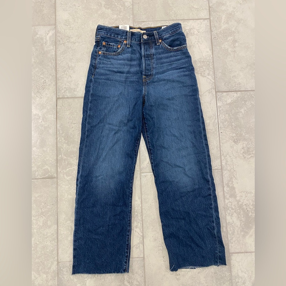 Levi’s ribcage straight ankle jeans